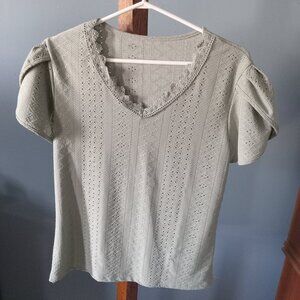 Ladies lightweight t-shirt with cute sleeves size medium, light green